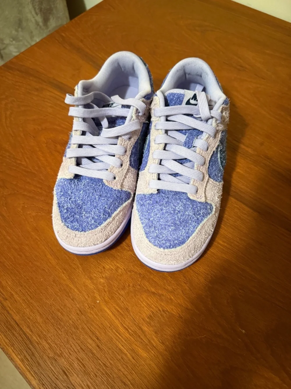 nike childs suede sneeker tan/purple size 5.5